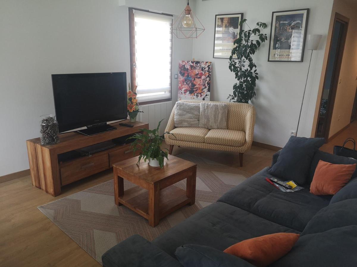 Appartement Meuble Tout Confort Scionzier Buitenkant foto
